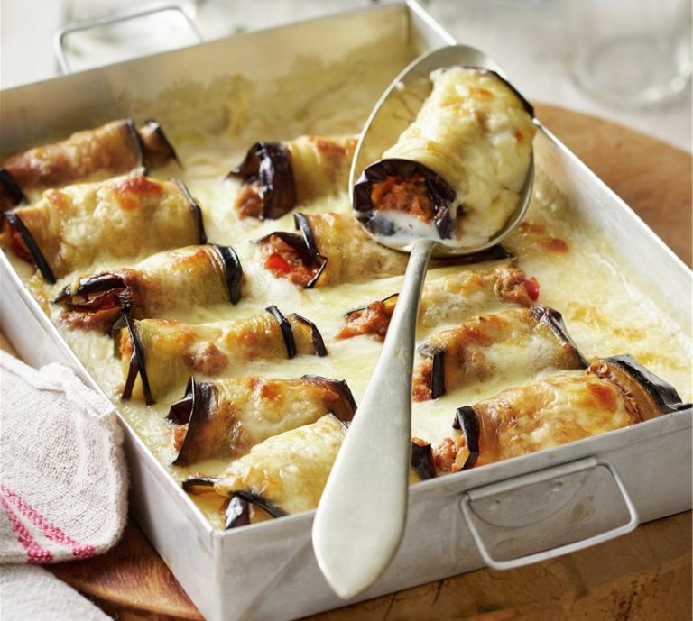 Cómo hacer canelones de carne picada con bechamel